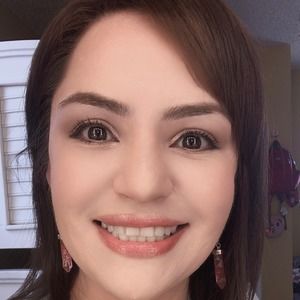 Meet your Posher, Cynthia